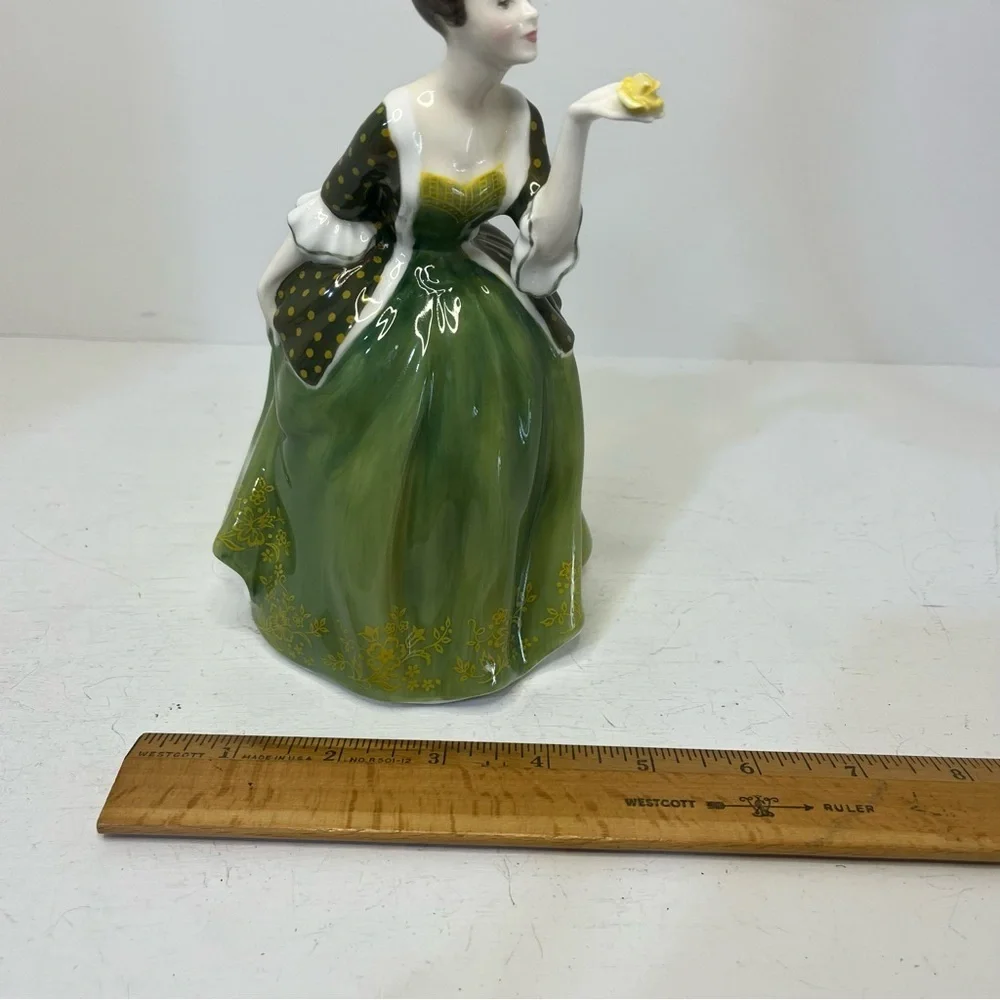 Vintage 1967 Royal Doulton Figurine “Fleur” HN 2368